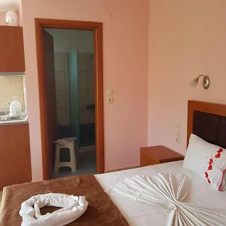 Smaro * クリッシ・アモウディア