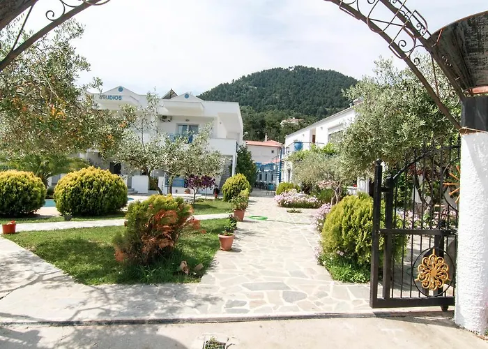 Smaro * 克里斯阿穆迪亚